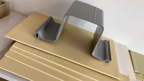 3Cr17 Υλικό καλούπις Πιλόια φύλλων από PVC για τοπίο με μακροχρόνια διαχείριση της διάβρωσης