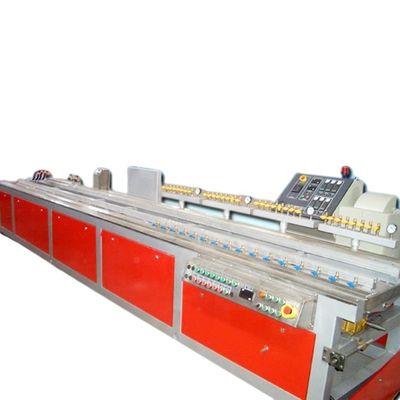 150-200kg/h Δυνατότητα Μεγάλης Ταχύτητας Κωνική Δίδυμη Στροφή ξύλινη πλαστική μηχανή εκχύλισης