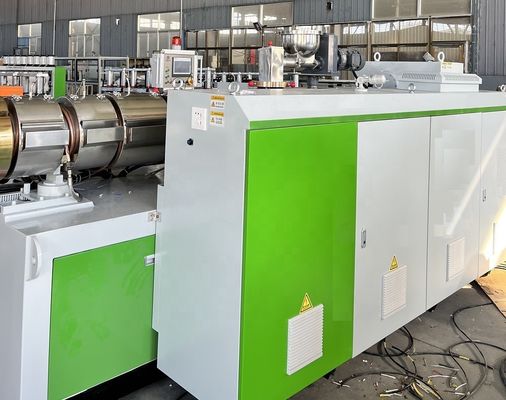 Εξωτερική οροφή WPC ξύλο πλαστικό σύνθετο Extruder πάτωμα κατασκευής μηχανή Προσαρμόσιμη
