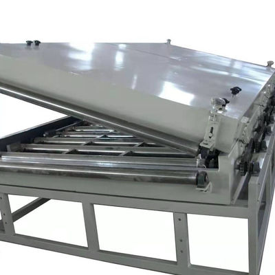 Μηχανή εκχύλισης κωνικών δίδυμων βιδών PVC γυαλισμένων φύλλων οροφής με ABB Inverte