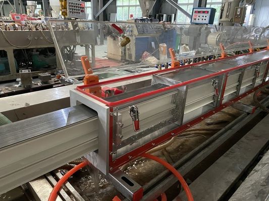 Μεγέθος Πελάτη Πίνακα PVC Πλακέτο Προφίλ Σκηνοθέτη Μηχανή με AutoCAD λογισμικό σχεδιασμού