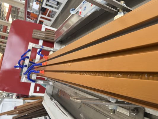 Μεγάλη παραγωγικότητα Αντιστρέψιμο Κωνικό Δίδυμο-βίδα PVC οροφή Πίνακα κατασκευής Μηχανή
