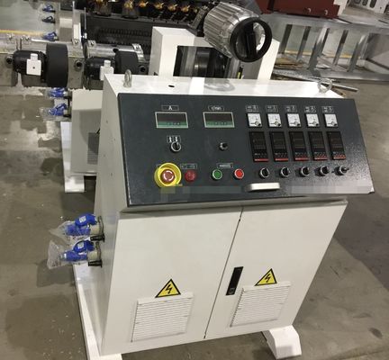 65/132mm Διάμετρος βίδας WPC πόρτες δάπεδο διακοσμητικό προφίλ πλακέτο πλάκας κατασκευής μηχανή