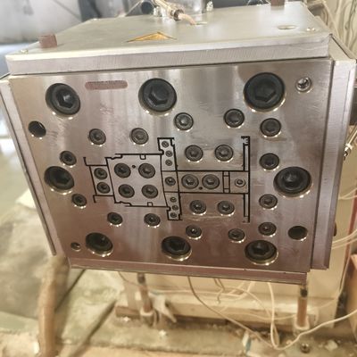 Σειρά 80 UPVC πλαστικό πλαστικό πλαίσιο παραθύρου καλούπι για οικιακό προϊόν καλούπι ασημένια προφίλ