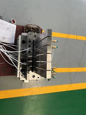 Πίνακες τοίχου UPVC για την εκτόξευση
