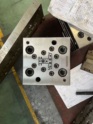 AutoCAD Σχεδιασμένα προφίλ εξωρύθμισης PVC/UPVC για τα παράθυρα για την σειρά 70 και 60
