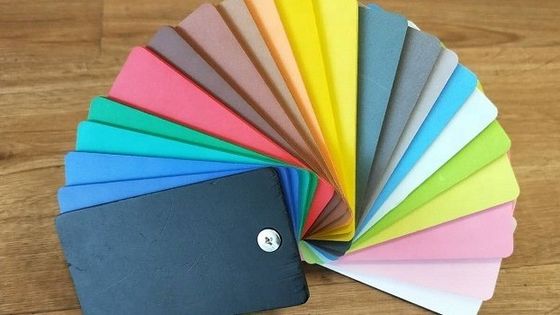 Επεξεργασία επιφάνειας για την ηλεκτροπληγή, την γυάλωση και την επεξεργασία της επιφάνειας για την παραγωγή πλακών από αφρό PVC/μόλφους εκχύλισης