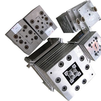Επαγγελματικό WPC PVC Pipe Extrusion Die Design για το Profile Windows Mould Cavity 1