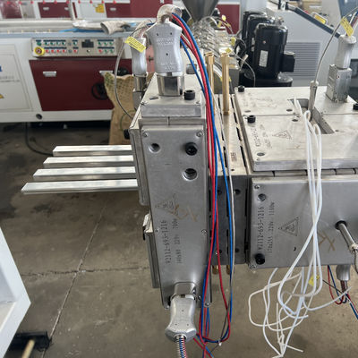 3CR17 Σχήμα υλικό PVC πλαστική ακρόσβεση για WPE οροφή Λογισμικό σχεδιασμού AutoCAD