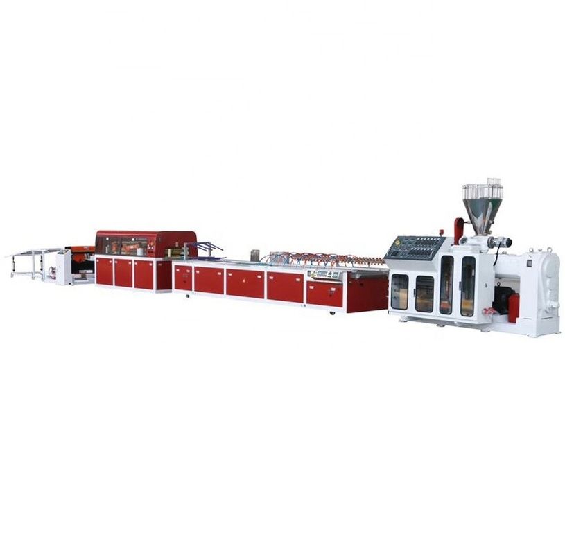 55kW Δύναμη Yuhao μηχανή εκτόξευσης πίνακα PVC πόρτας για την παραγωγή προφίλ Pvc SIEMENS